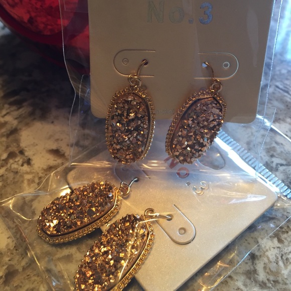 Jewelry - Rose Gold Druzy earrings